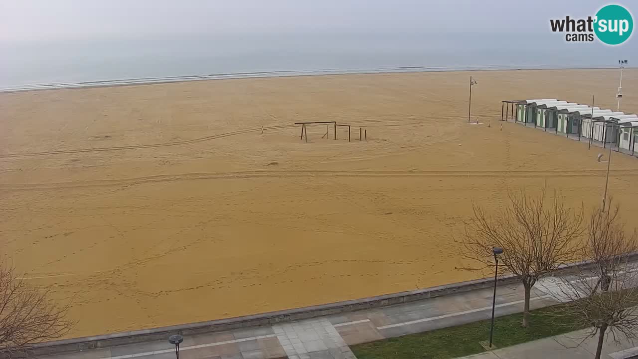 Spletna kamera Bibione plaža – pogled iz Ashanti ApartHotela