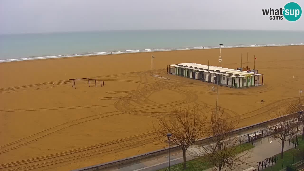 Spletna kamera Bibione plaža – pogled iz Ashanti ApartHotela