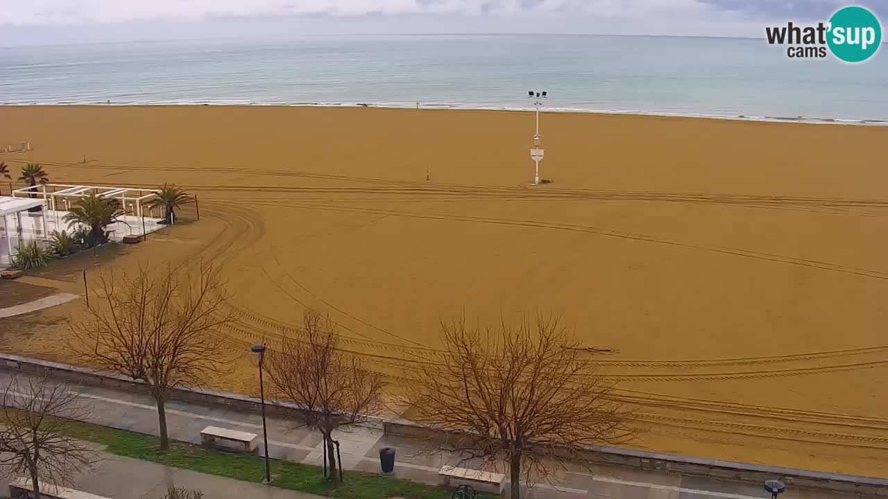 Spletna kamera Bibione plaža – pogled iz Ashanti ApartHotela