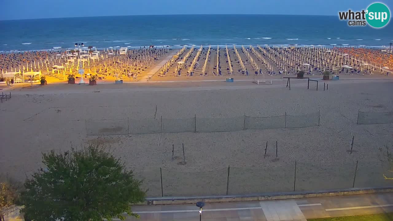 Web kamera Bibione plaža – pogled sa Ashanti ApartHotela