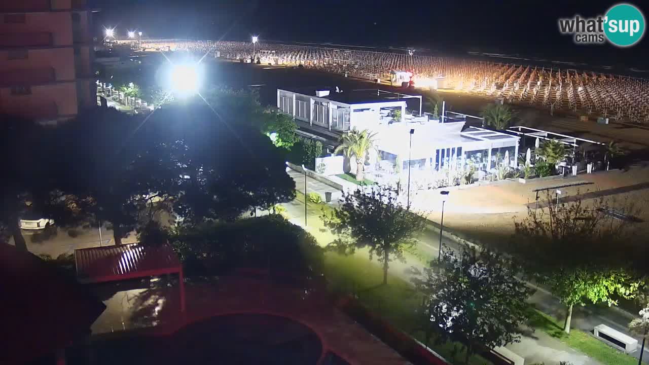 Spletna kamera Bibione plaža – pogled iz Ashanti ApartHotela