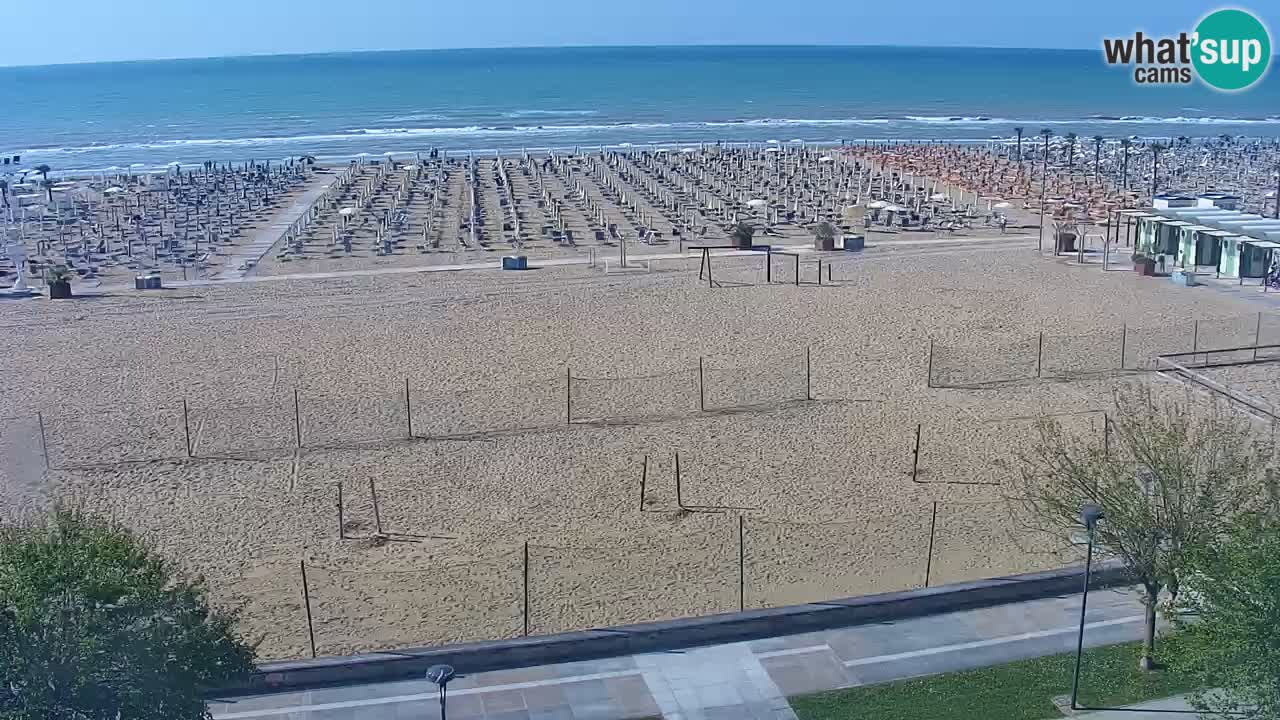 Spletna kamera Bibione plaža – pogled iz Ashanti ApartHotela
