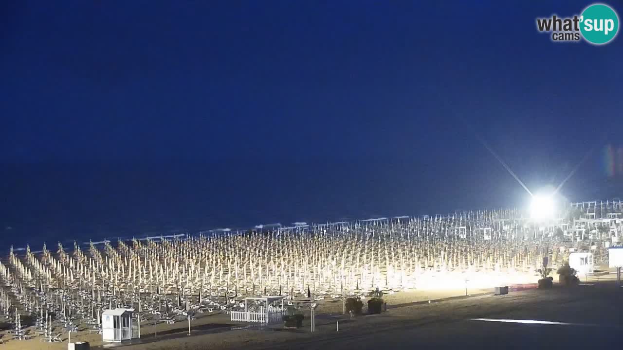 Spletna kamera Bibione plaža – pogled iz Ashanti ApartHotela
