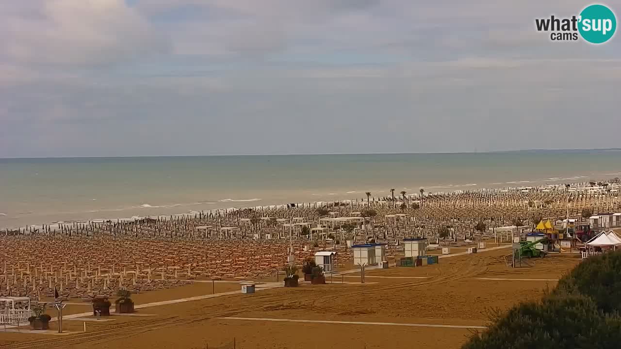 Spletna kamera Bibione plaža – pogled iz Ashanti ApartHotela
