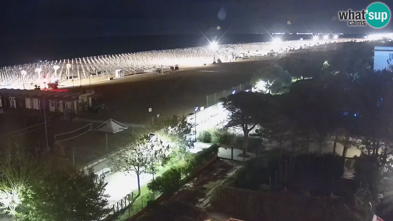 Spletna kamera Bibione plaža – pogled iz Ashanti ApartHotela