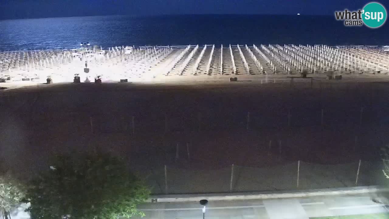 Spletna kamera Bibione plaža – pogled iz Ashanti ApartHotela