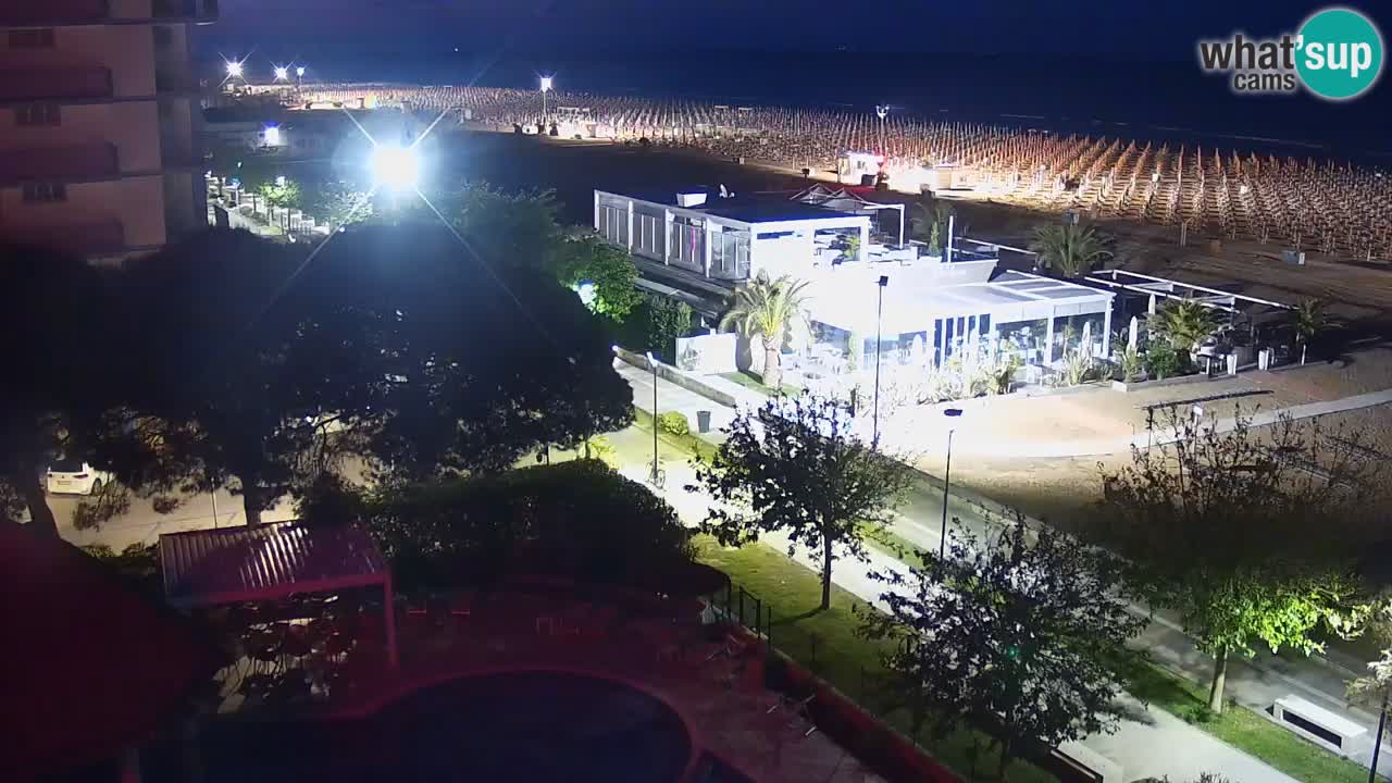 Spletna kamera Bibione plaža – pogled iz Ashanti ApartHotela