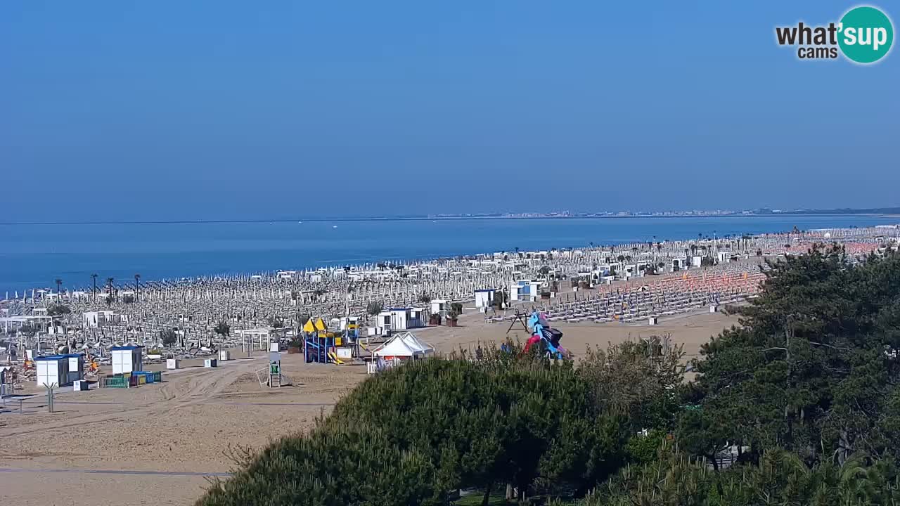 Spletna kamera Bibione plaža – pogled iz Ashanti ApartHotela