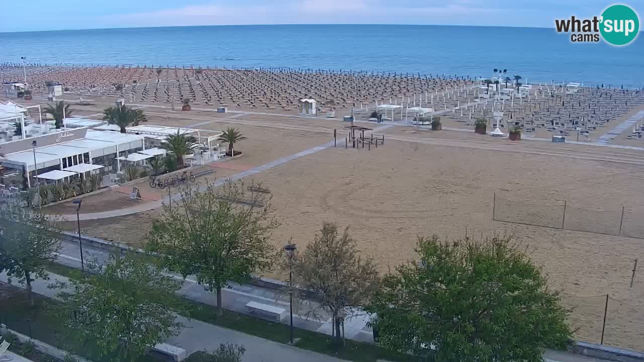 Spletna kamera Bibione plaža – pogled iz Ashanti ApartHotela