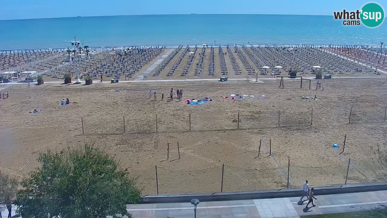 Spletna kamera Bibione plaža – pogled iz Ashanti ApartHotela