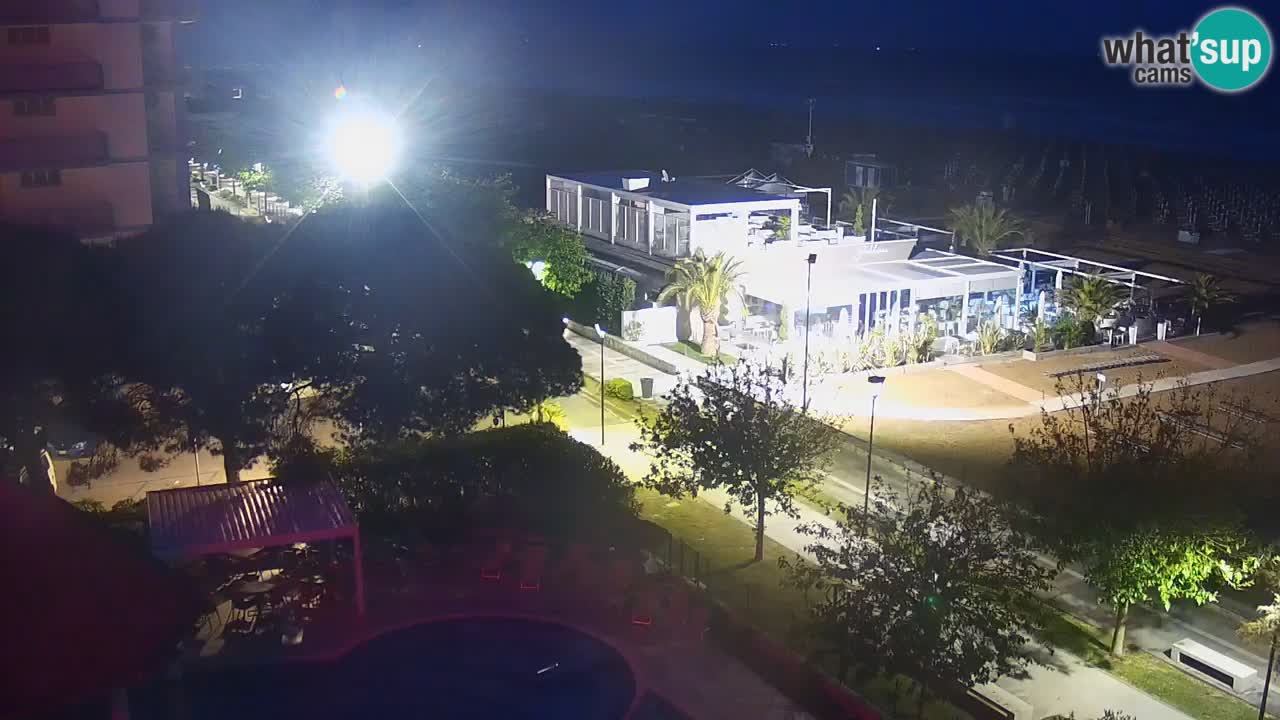 Spletna kamera Bibione plaža – pogled iz Ashanti ApartHotela