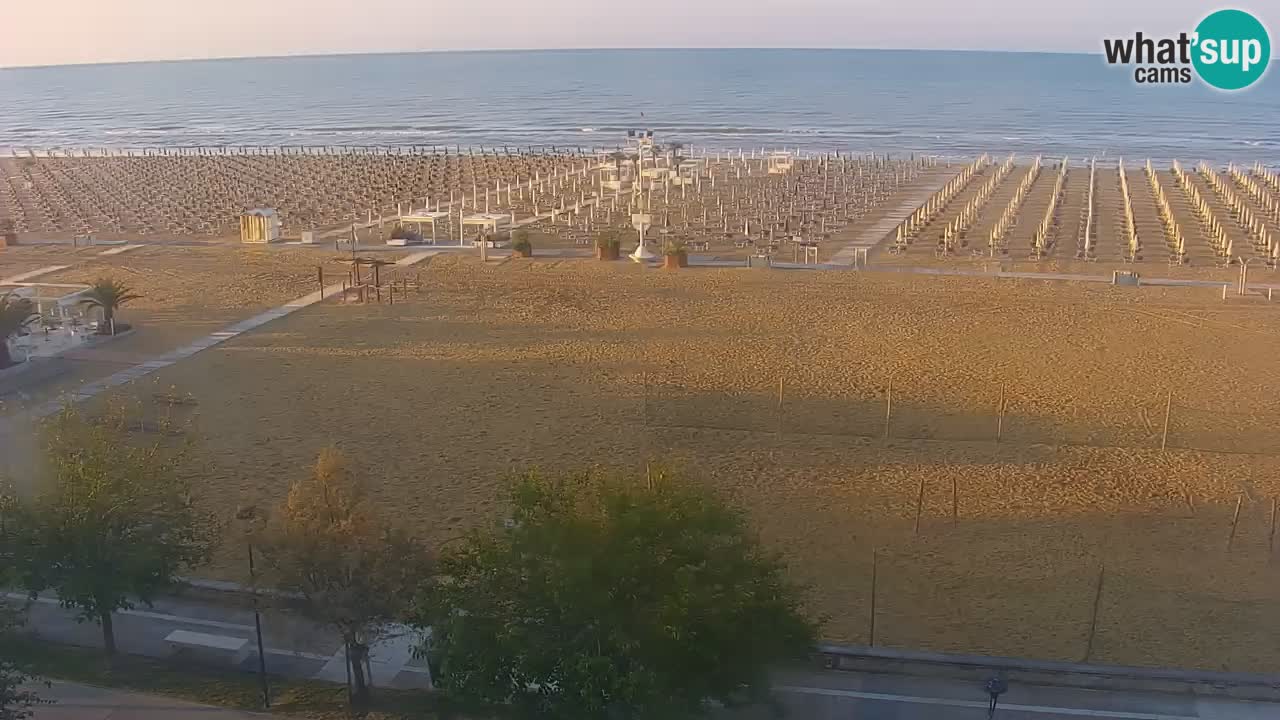 Spletna kamera Bibione plaža – pogled iz Ashanti ApartHotela