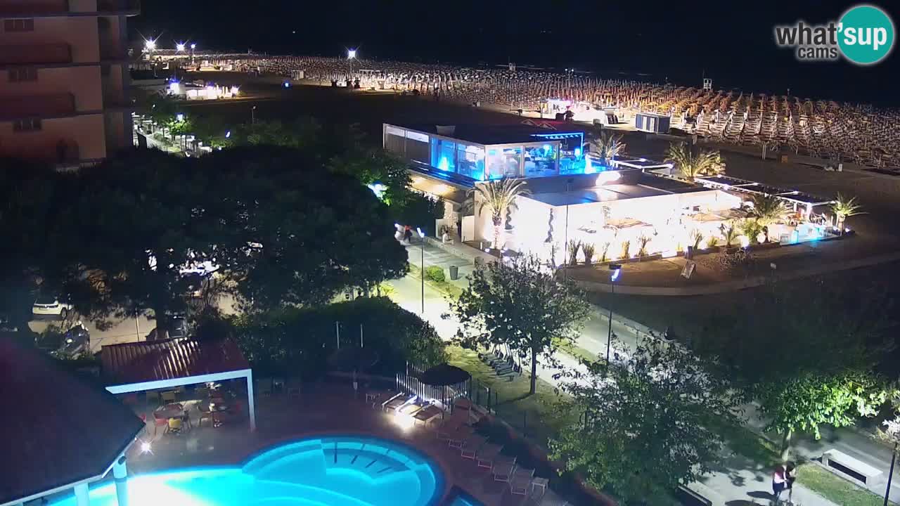 Spletna kamera Bibione plaža – pogled iz Ashanti ApartHotela