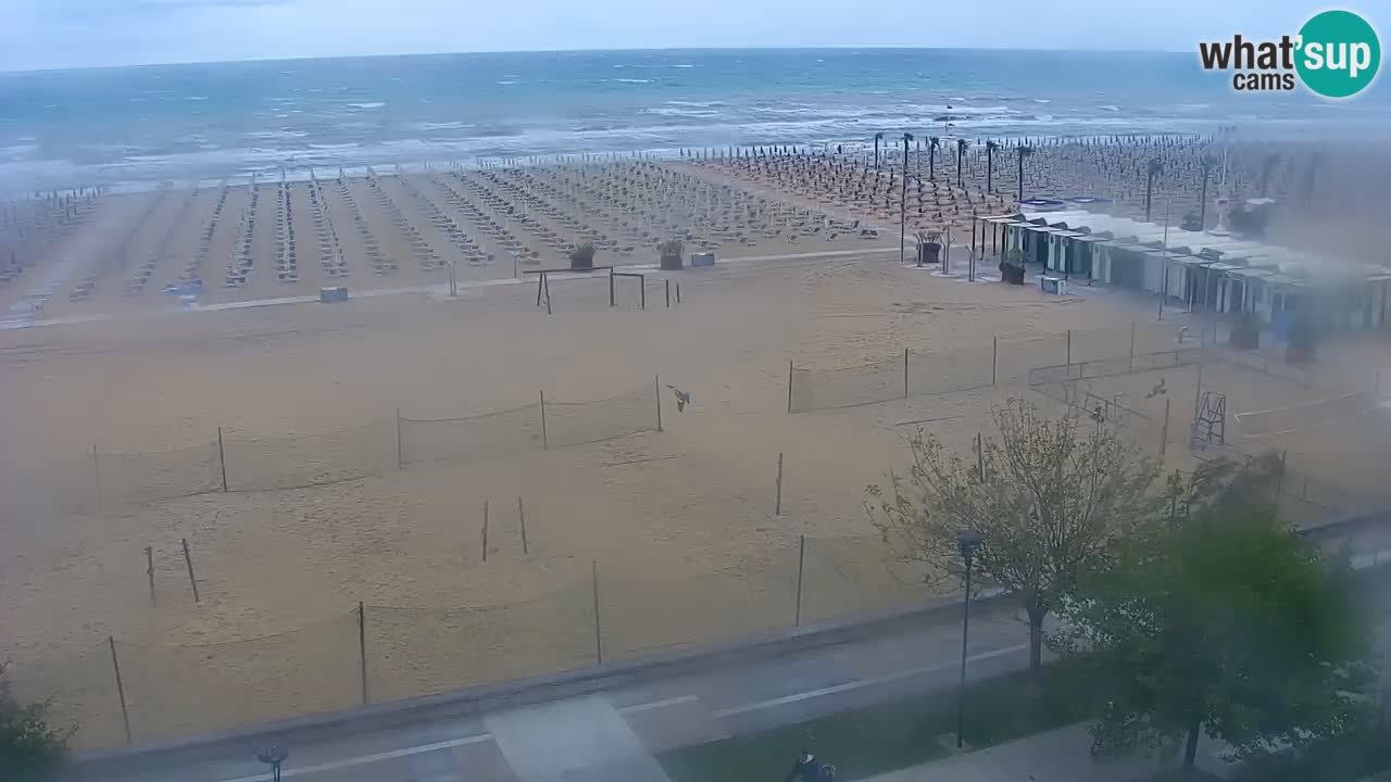 Spletna kamera Bibione plaža – pogled iz Ashanti ApartHotela