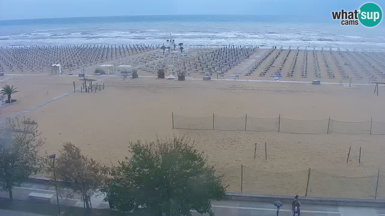 Spletna kamera Bibione plaža – pogled iz Ashanti ApartHotela