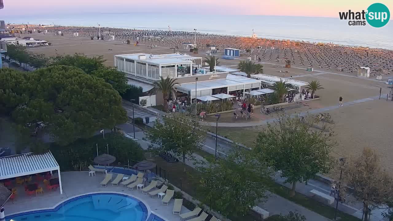 Spletna kamera Bibione plaža – pogled iz Ashanti ApartHotela