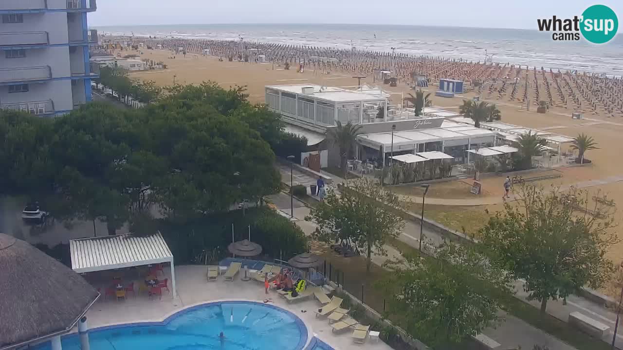 Spletna kamera Bibione plaža – pogled iz Ashanti ApartHotela