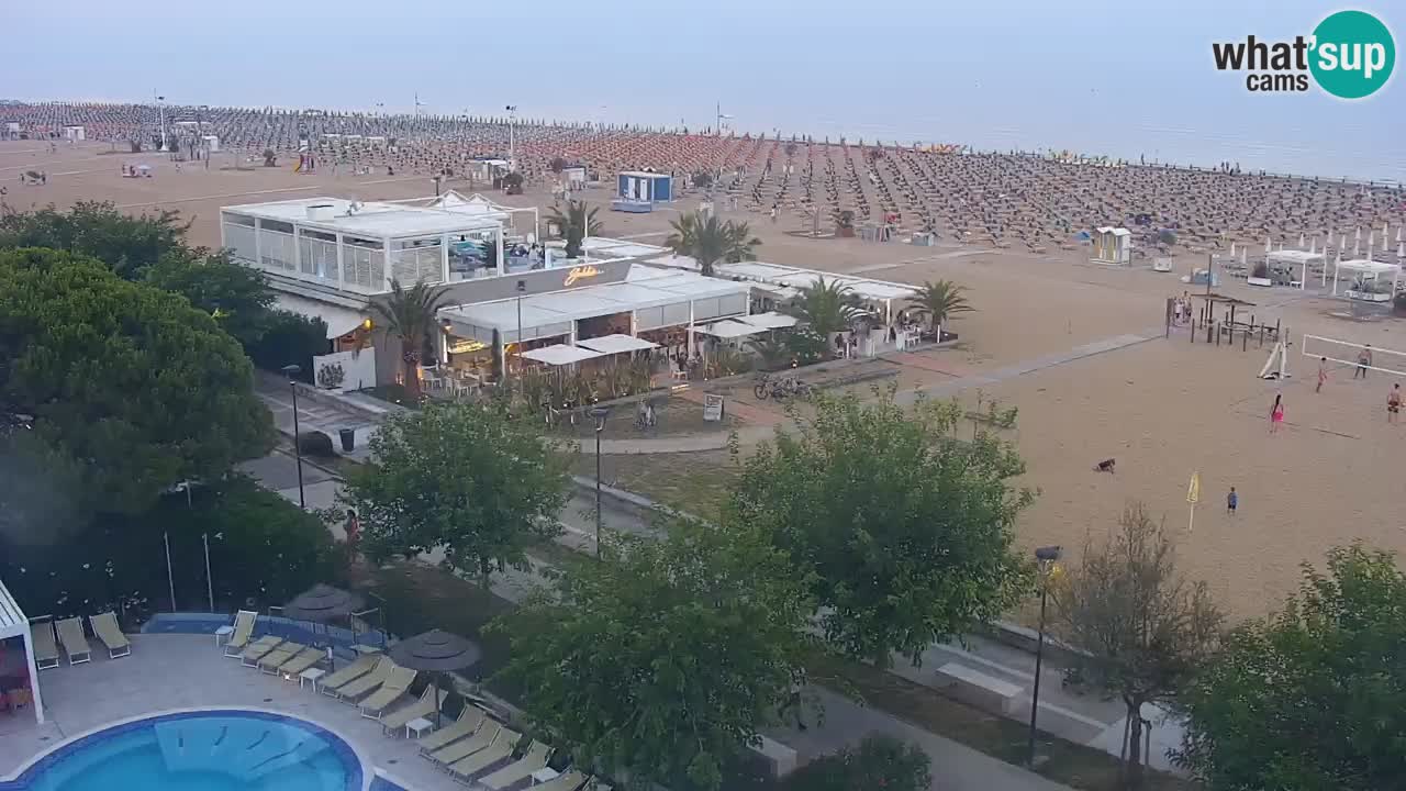 Spletna kamera Bibione plaža – pogled iz Ashanti ApartHotela