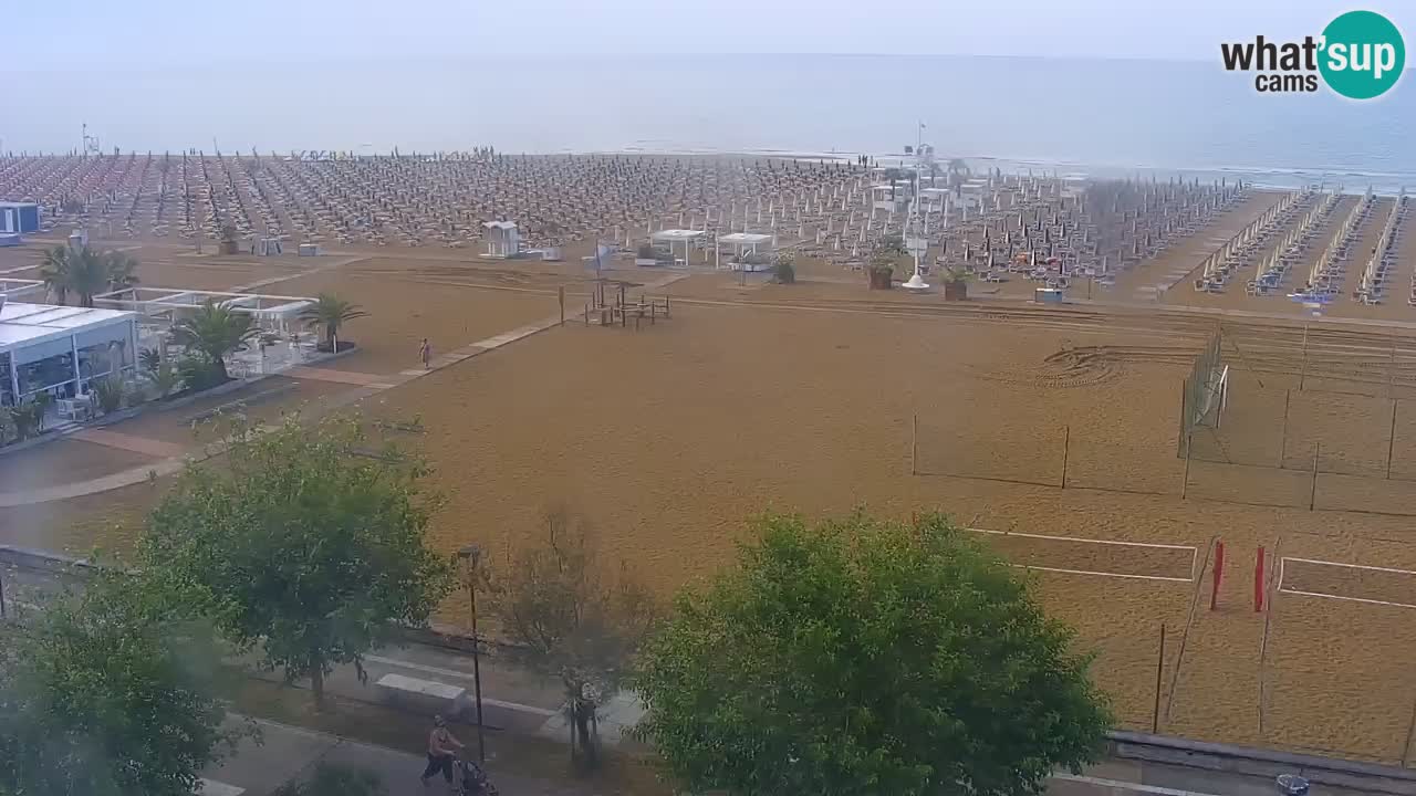 Spletna kamera Bibione plaža – pogled iz Ashanti ApartHotela
