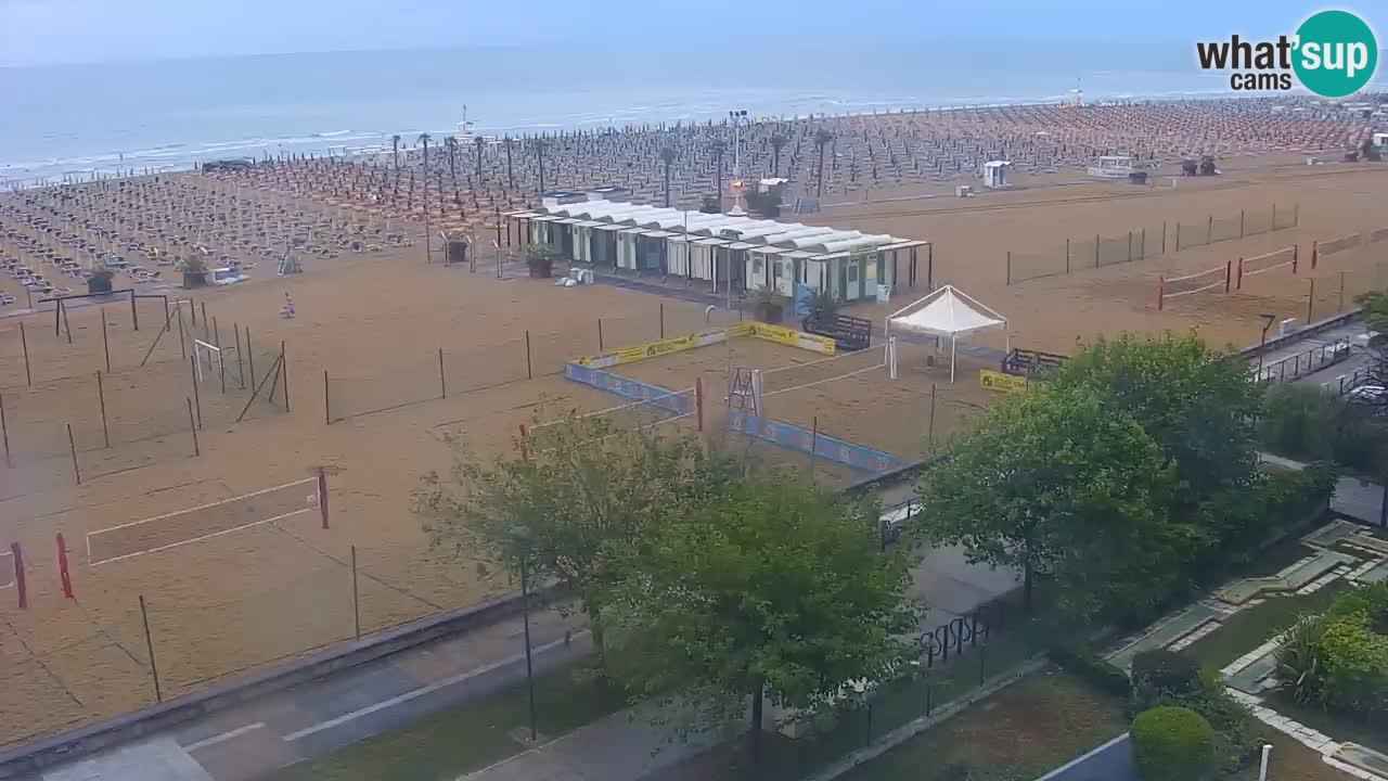 Spletna kamera Bibione plaža – pogled iz Ashanti ApartHotela
