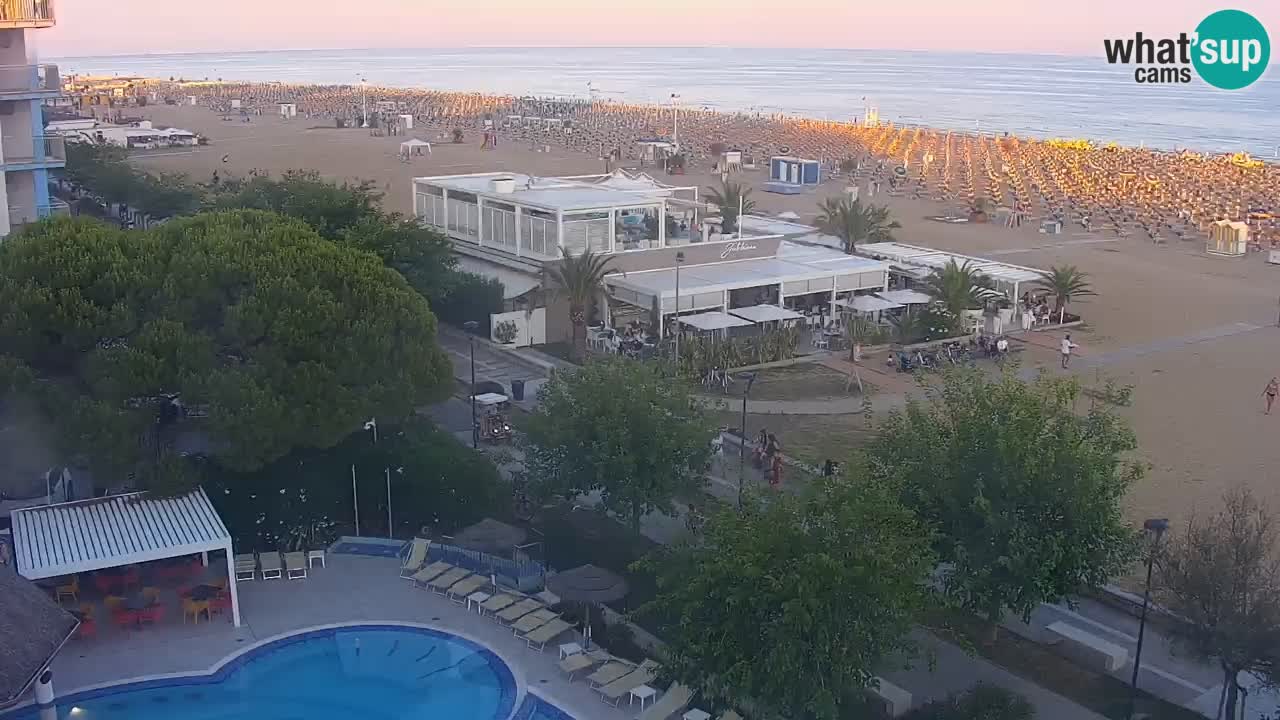 Spletna kamera Bibione plaža – pogled iz Ashanti ApartHotela