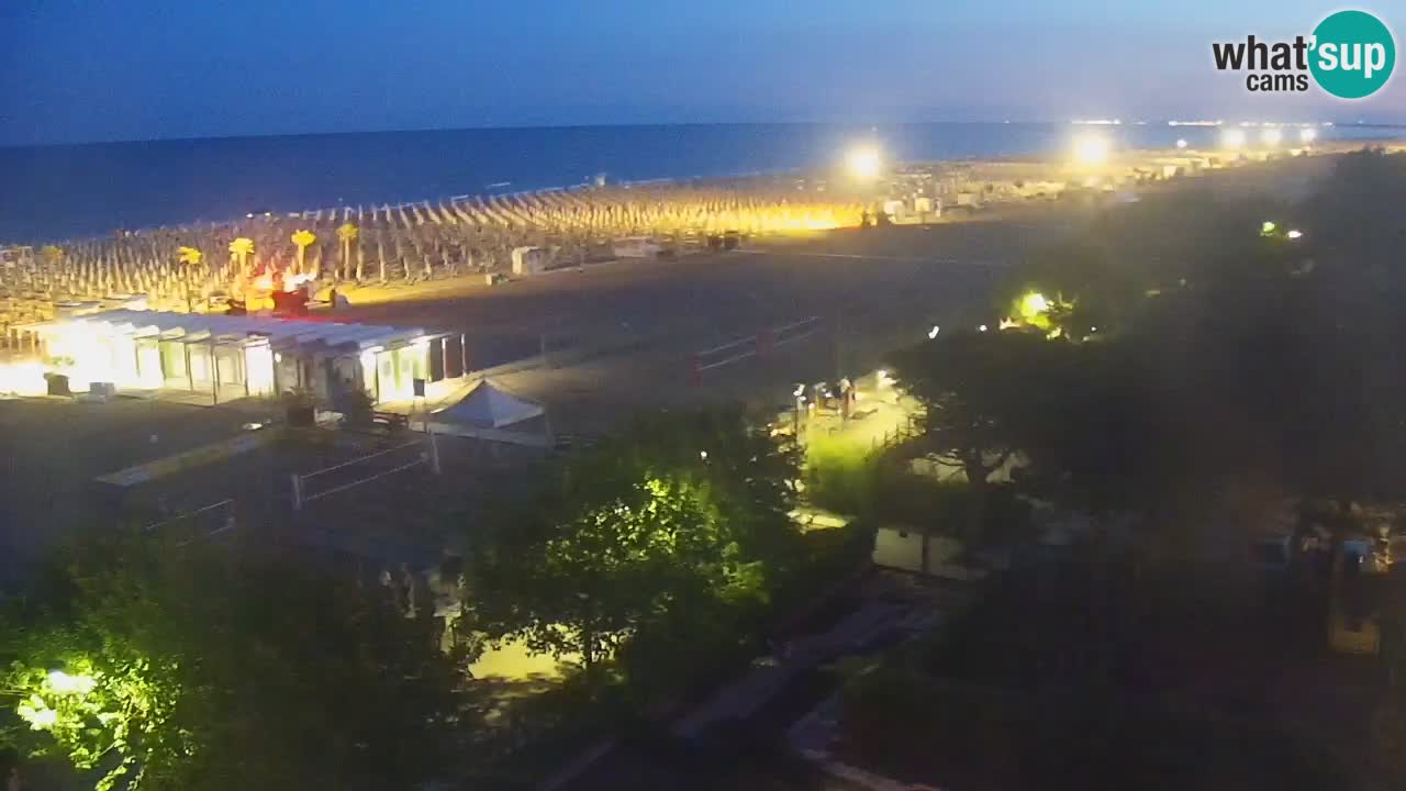 Spletna kamera Bibione plaža – pogled iz Ashanti ApartHotela