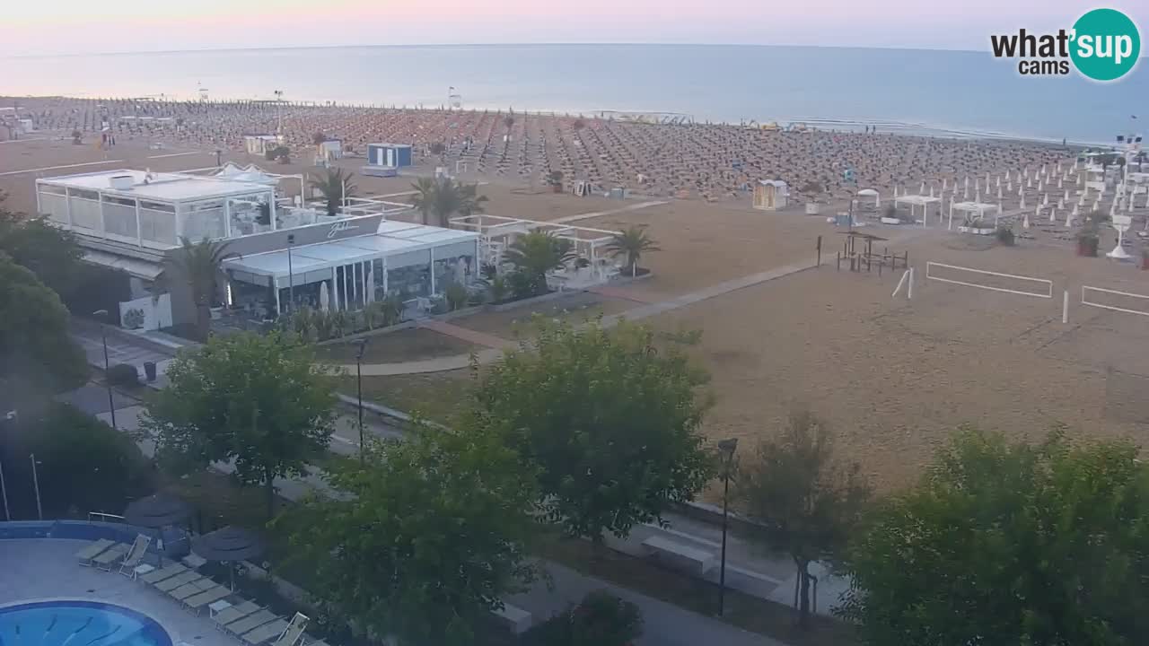 Spletna kamera Bibione plaža – pogled iz Ashanti ApartHotela