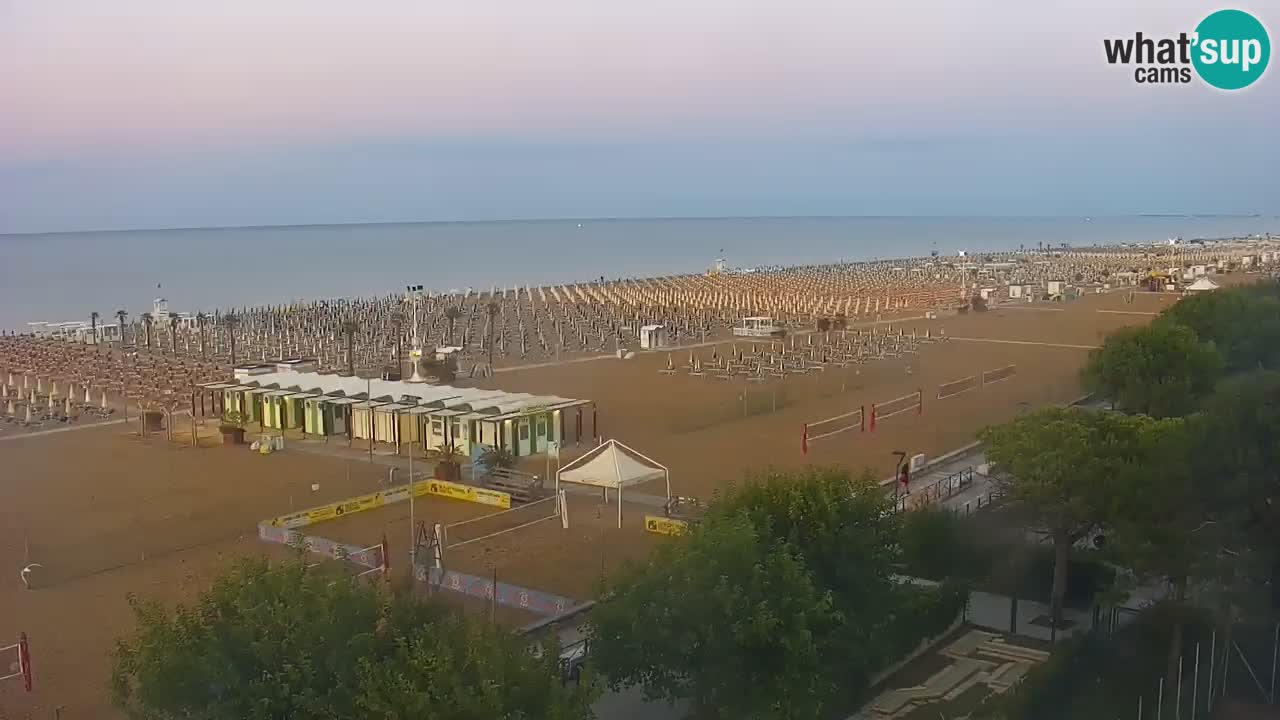 Spletna kamera Bibione plaža – pogled iz Ashanti ApartHotela