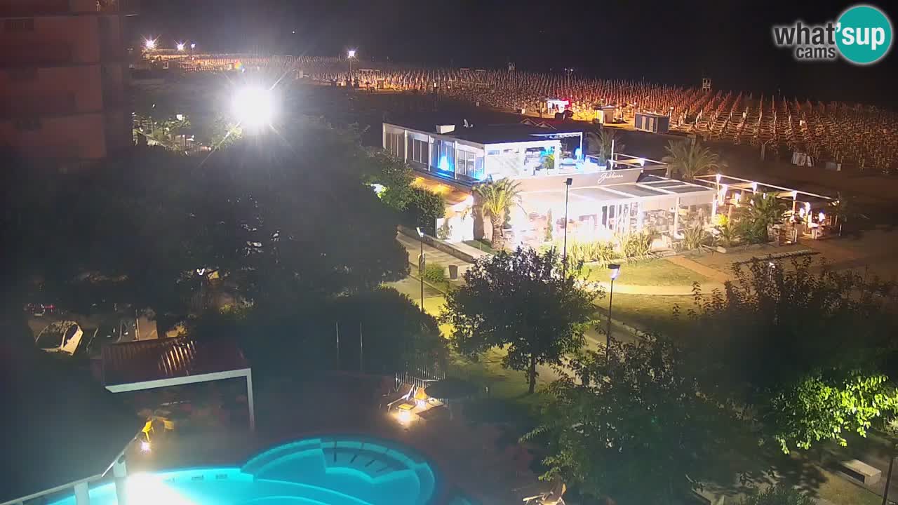 Spletna kamera Bibione plaža – pogled iz Ashanti ApartHotela