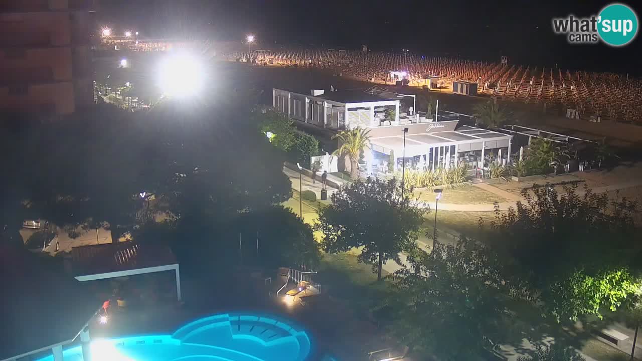 Spletna kamera Bibione plaža – pogled iz Ashanti ApartHotela