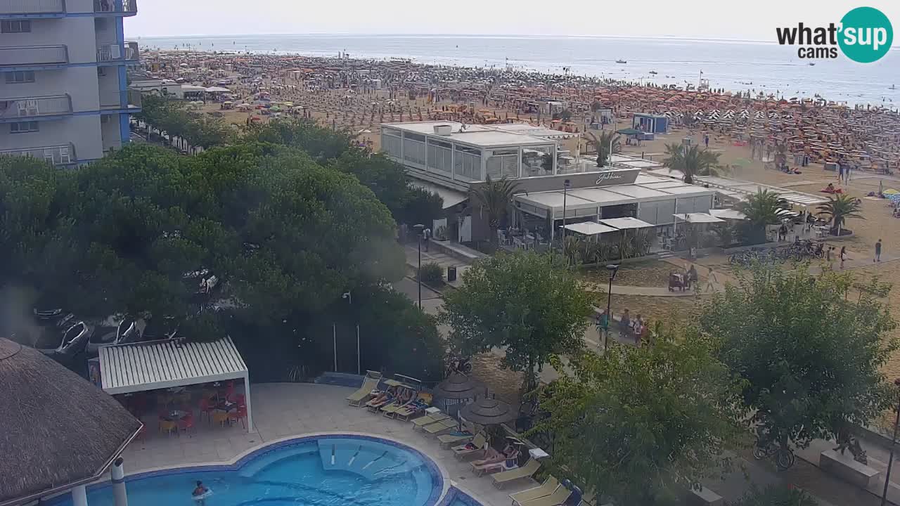 Spletna kamera Bibione plaža – pogled iz Ashanti ApartHotela