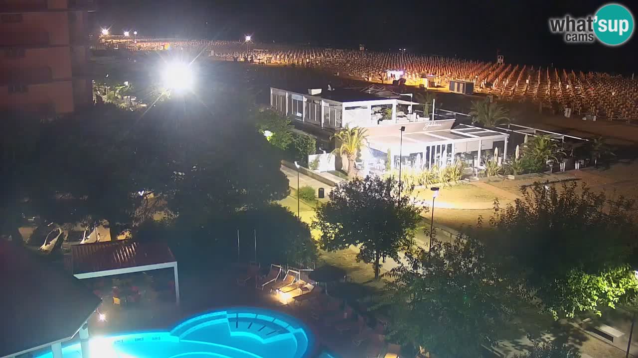 Spletna kamera Bibione plaža – pogled iz Ashanti ApartHotela