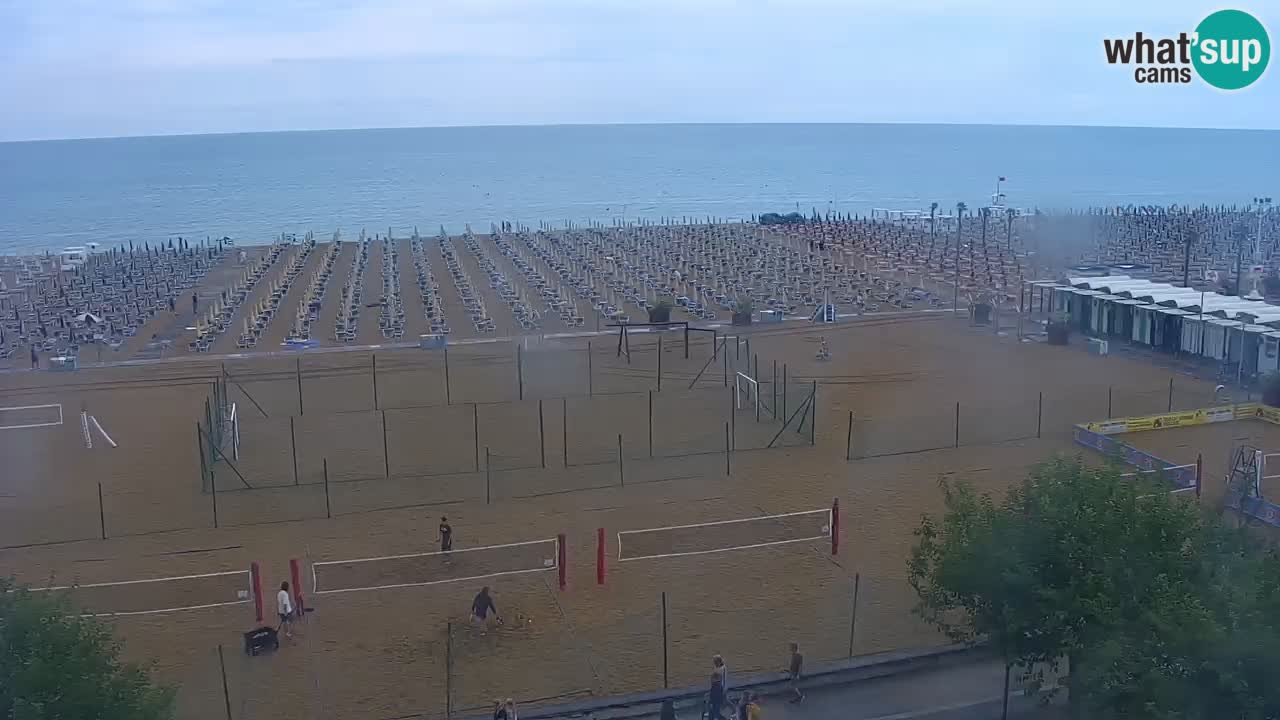 Spletna kamera Bibione plaža – pogled iz Ashanti ApartHotela