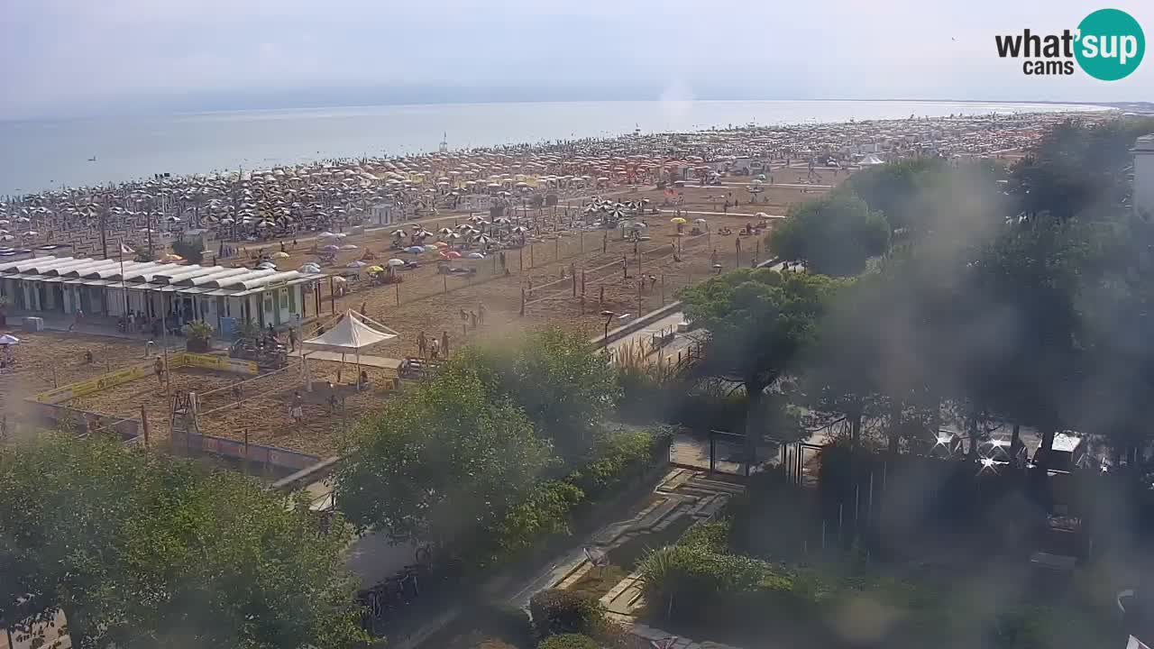 Spletna kamera Bibione plaža – pogled iz Ashanti ApartHotela