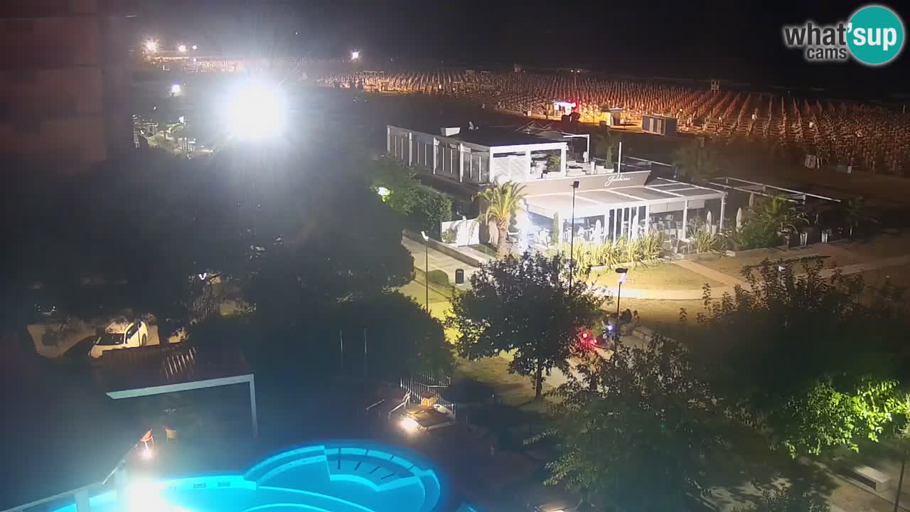 Spletna kamera Bibione plaža – pogled iz Ashanti ApartHotela