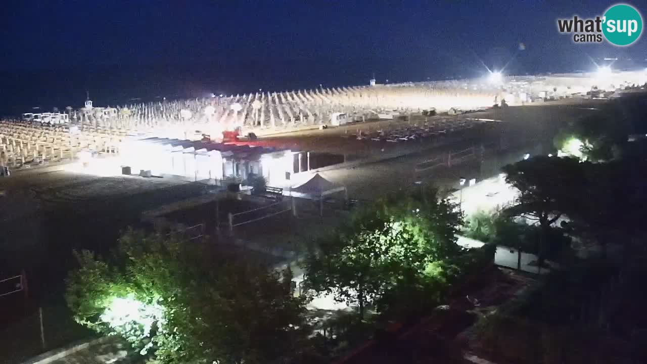 Spletna kamera Bibione plaža – pogled iz Ashanti ApartHotela