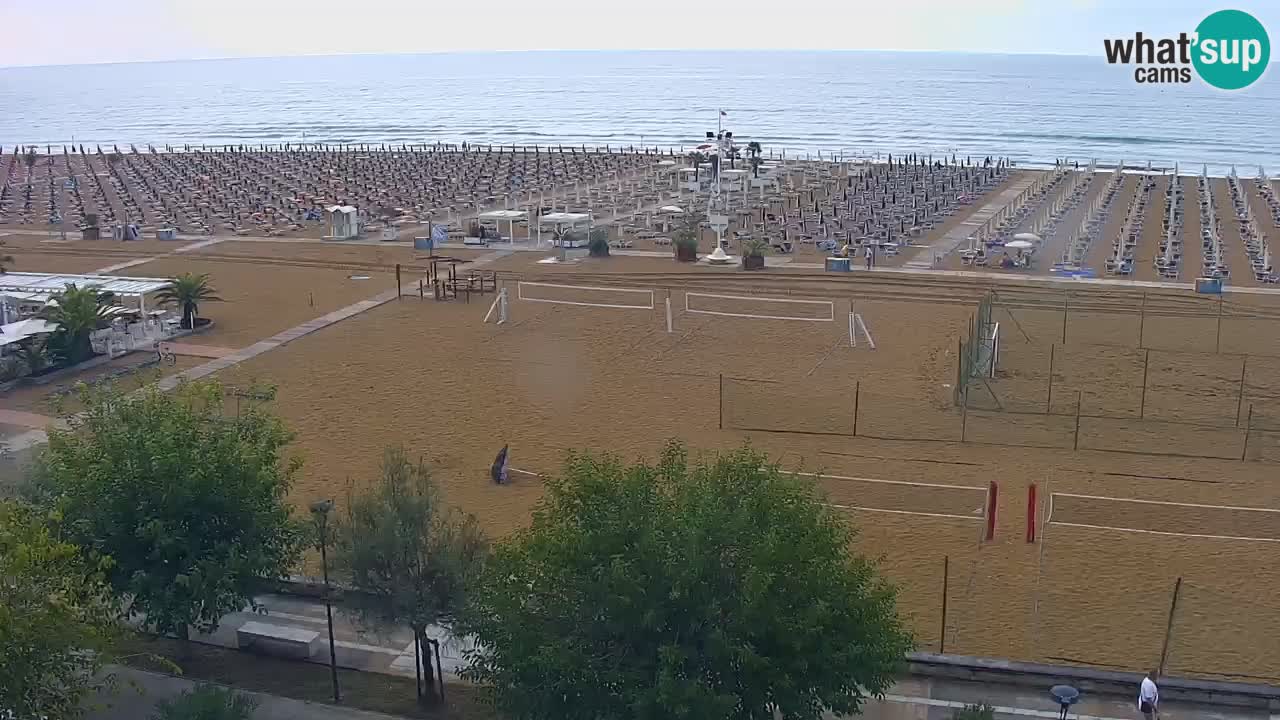 Spletna kamera Bibione plaža – pogled iz Ashanti ApartHotela