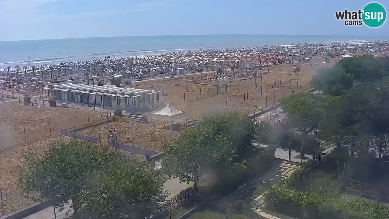Spletna kamera Bibione plaža – pogled iz Ashanti ApartHotela