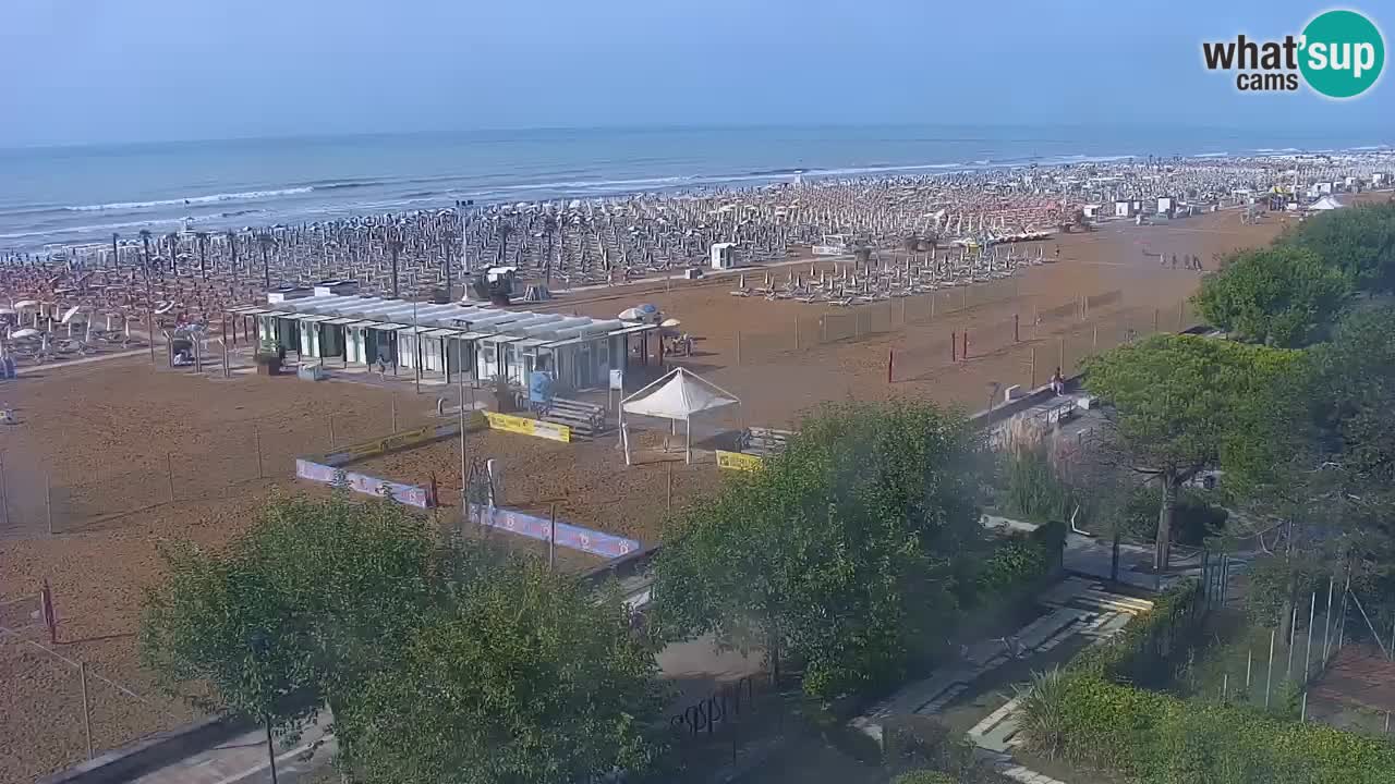 Spletna kamera Bibione plaža – pogled iz Ashanti ApartHotela
