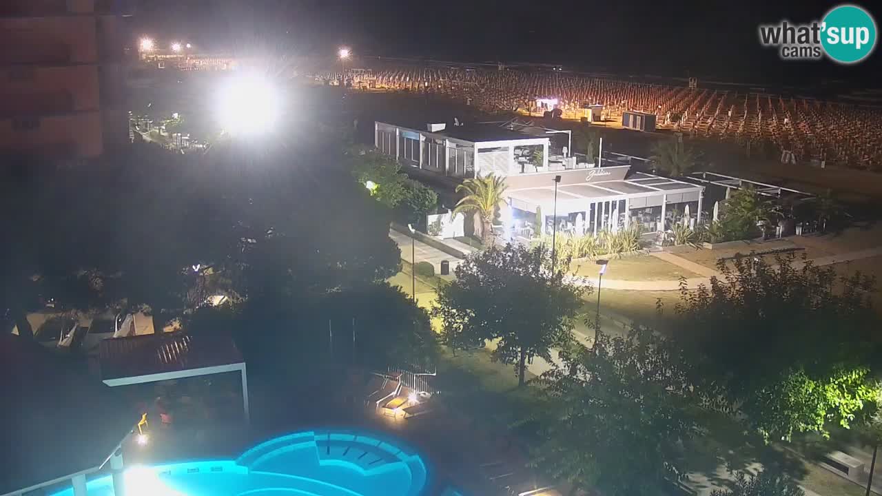Spletna kamera Bibione plaža – pogled iz Ashanti ApartHotela