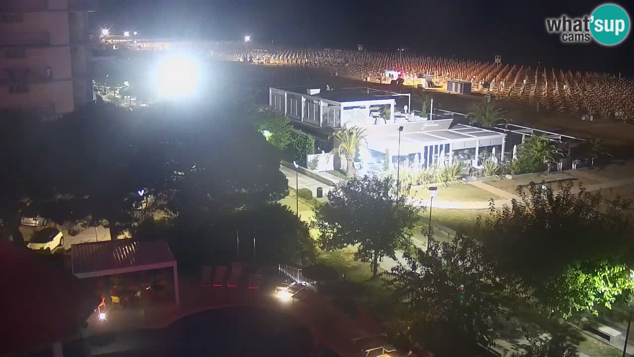 Spletna kamera Bibione plaža – pogled iz Ashanti ApartHotela