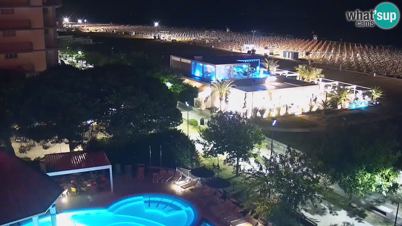 Spletna kamera Bibione plaža – pogled iz Ashanti ApartHotela
