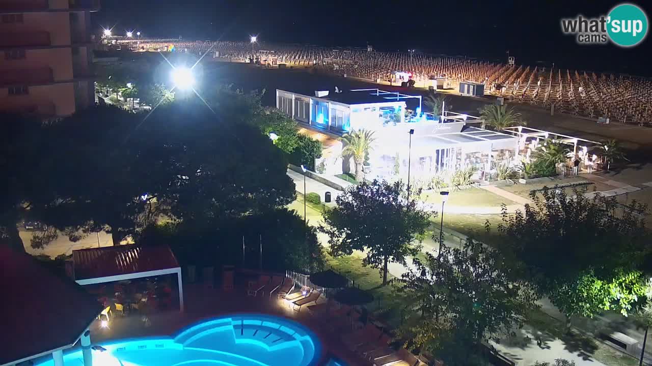 Spletna kamera Bibione plaža – pogled iz Ashanti ApartHotela