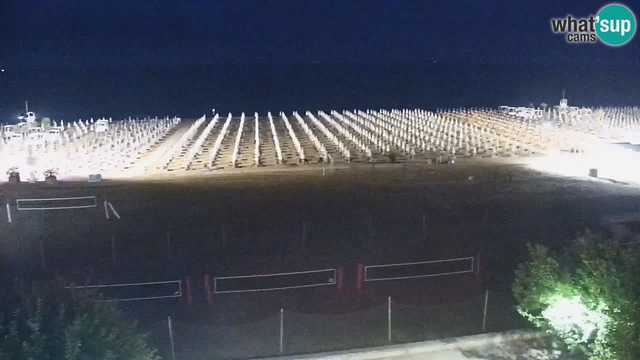 Spletna kamera Bibione plaža – pogled iz Ashanti ApartHotela