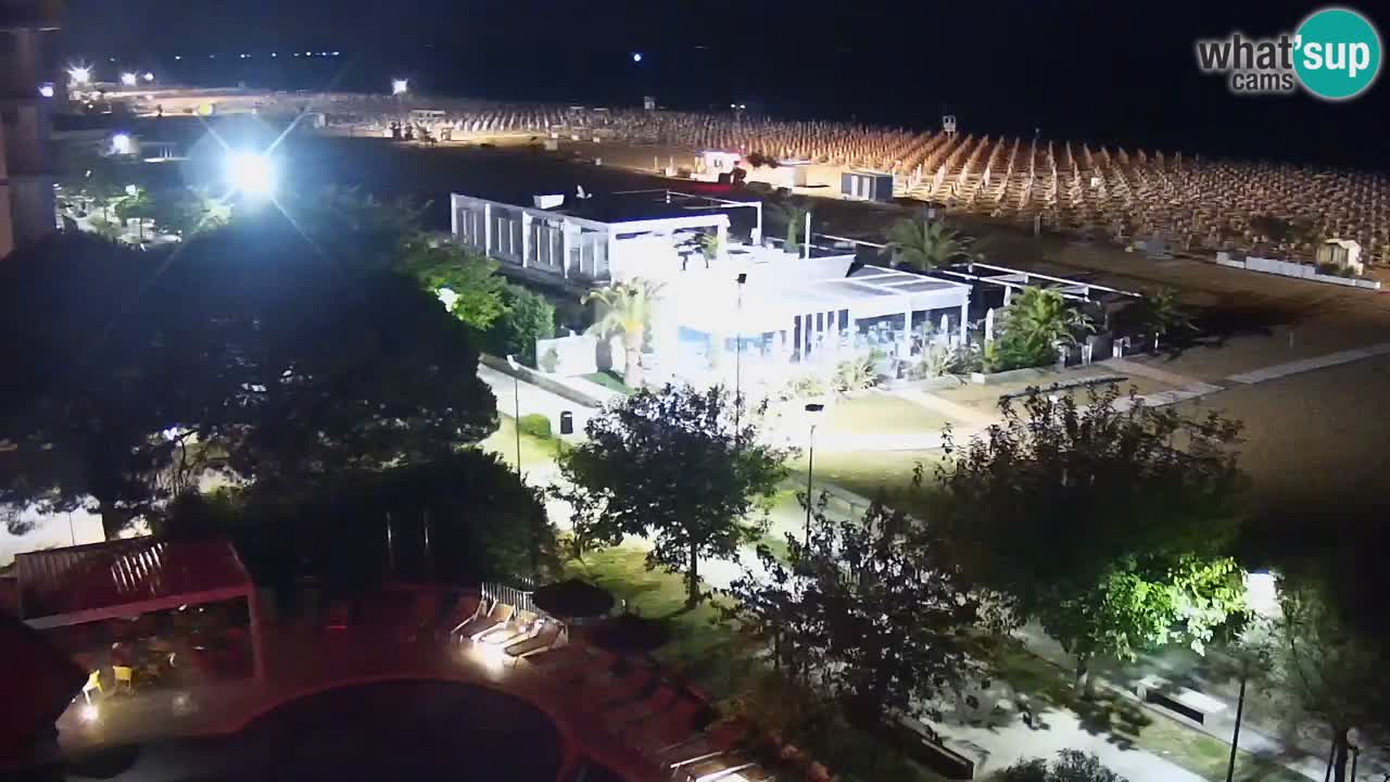 Spletna kamera Bibione plaža – pogled iz Ashanti ApartHotela