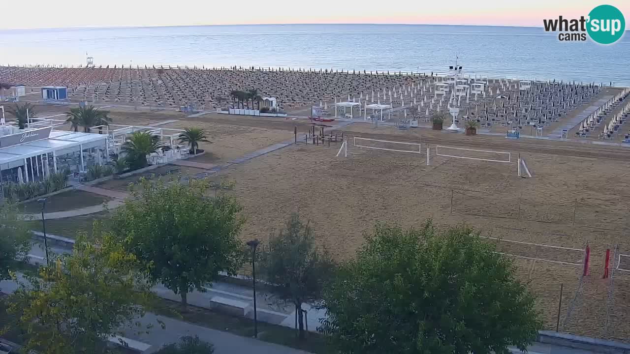 Spletna kamera Bibione plaža – pogled iz Ashanti ApartHotela