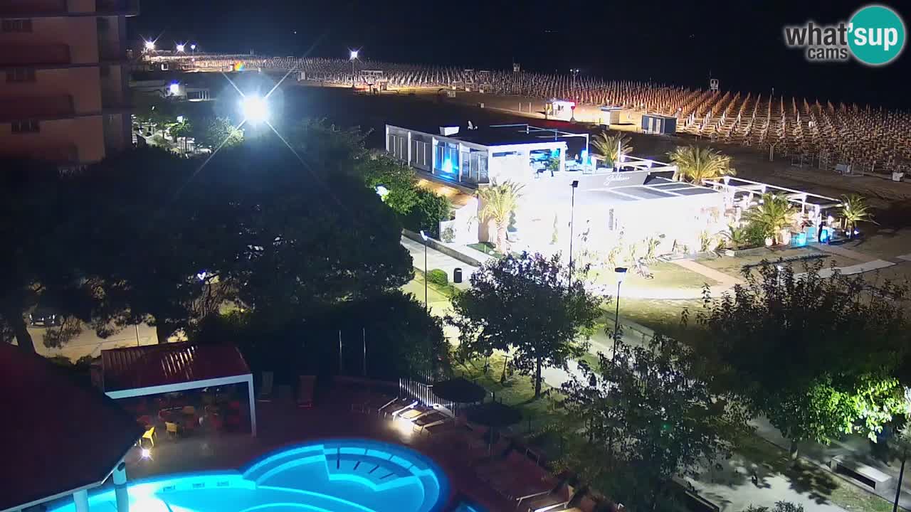 Spletna kamera Bibione plaža – pogled iz Ashanti ApartHotela