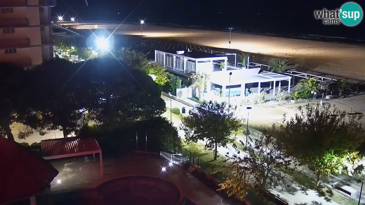 Spletna kamera Bibione plaža – pogled iz Ashanti ApartHotela