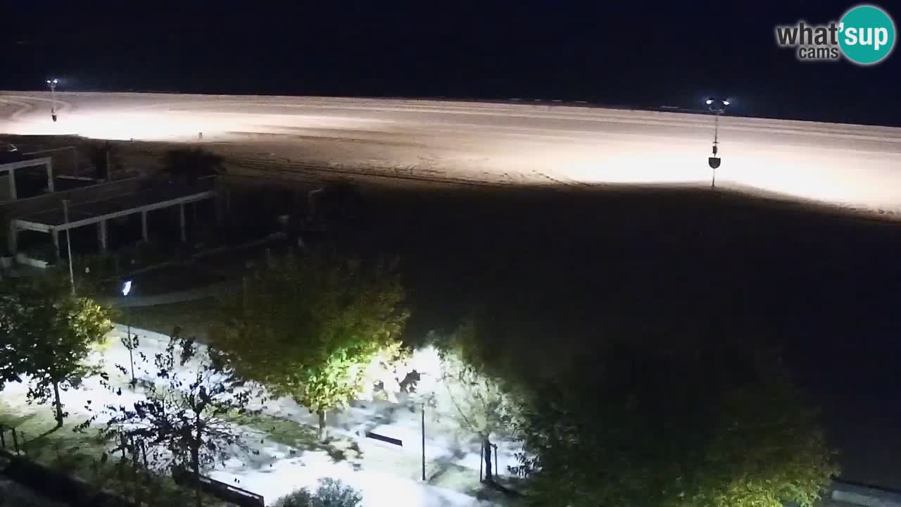 Spletna kamera Bibione plaža – pogled iz Ashanti ApartHotela