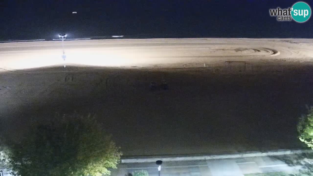 Spletna kamera Bibione plaža – pogled iz Ashanti ApartHotela